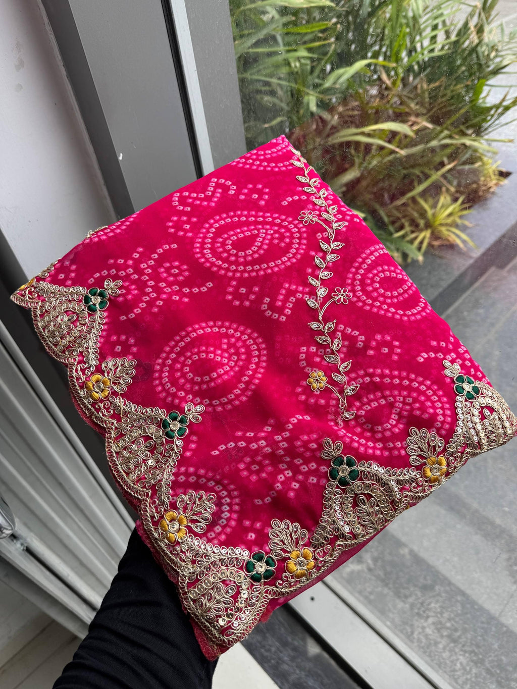 Georgette Bandhej Print Saree | Embroidered Cutwork Border, Silk Blouse Piece