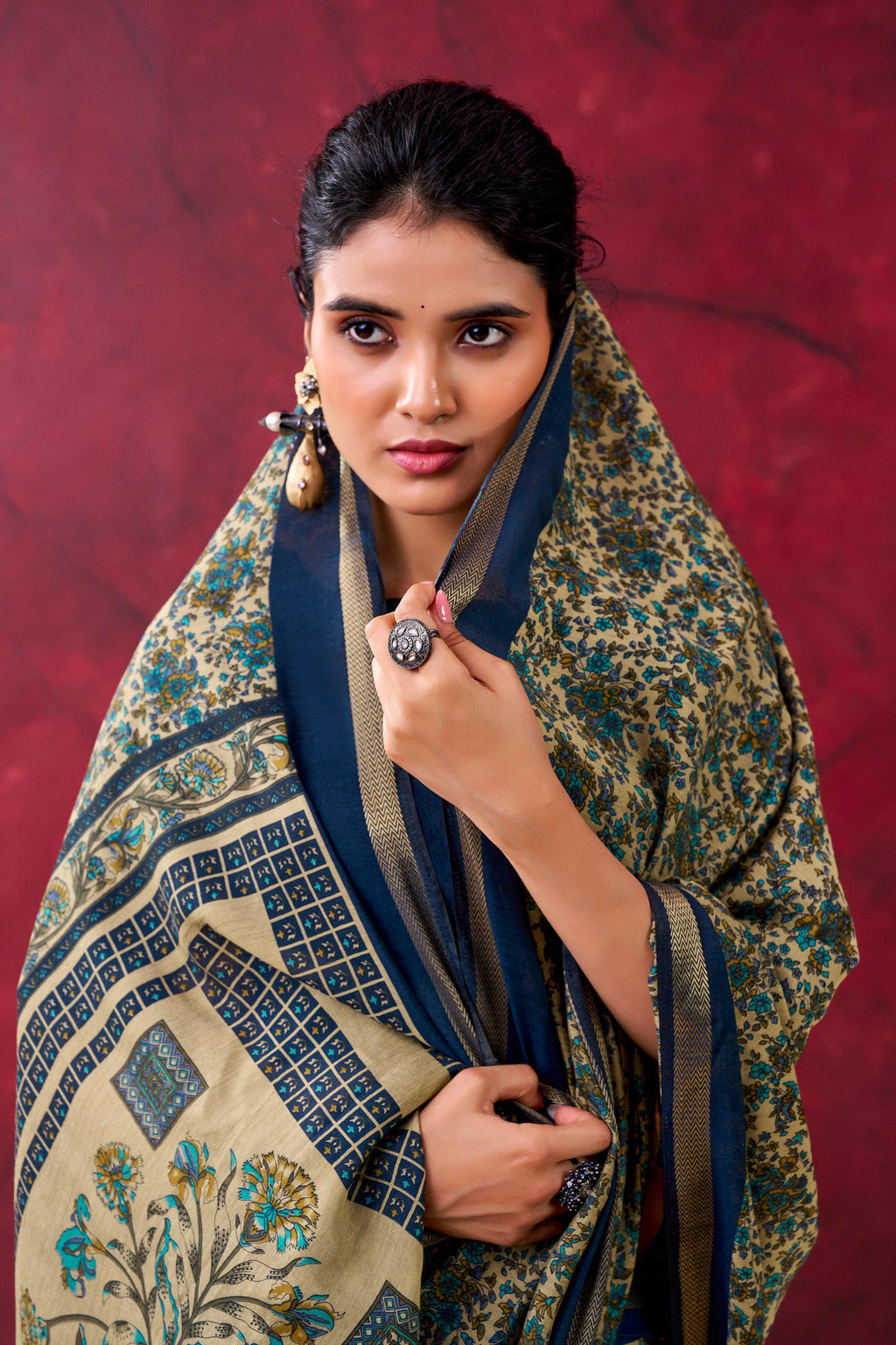 Polyester Viscose Chanderi Saree, Zari Weaving Print, Traditional Indian Party Wear (Unstitched Blouse)