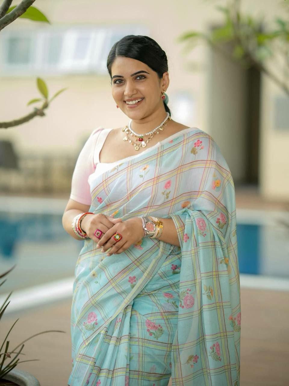 Soft Linen Digital Printed Saree | Checks Floral Dasty Print, Baby Pink Blouse