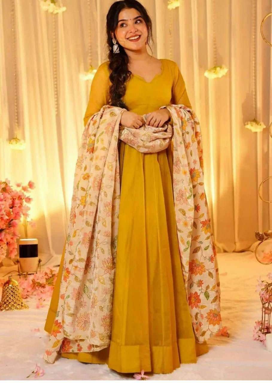 Georgette Anarkali Gown with Digital Print Dupatta, Festive Ethnic Dress
