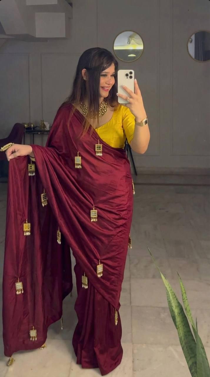 Cream Chinon Saree, Mirror Work, Moti Latkan, Kaudi Details, Contrast Blouse