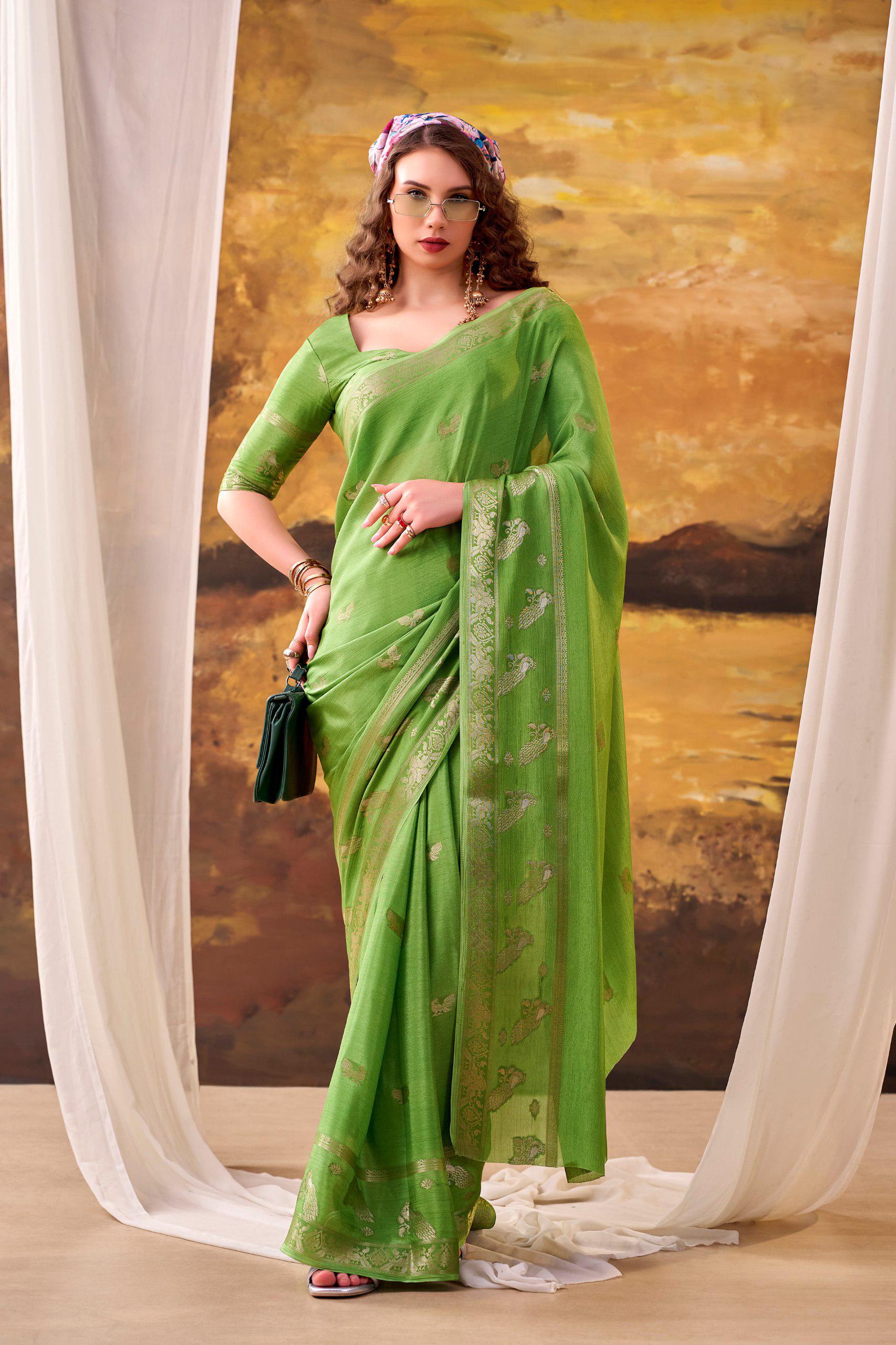 Crepe Weaving Saree with Unstitched Blouse, Lightweight Indian Festive Wear