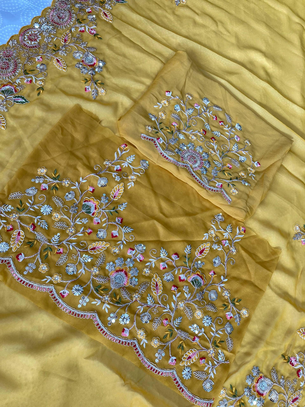 Soft Star Georgette Embroidered Saree with Cutwork Aarco Border
