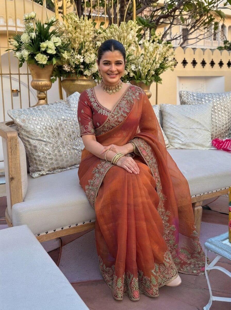 Fendy Satin Silk Saree with C-Pallu Embroidery | Designer Wedding Wear Blouse Piece