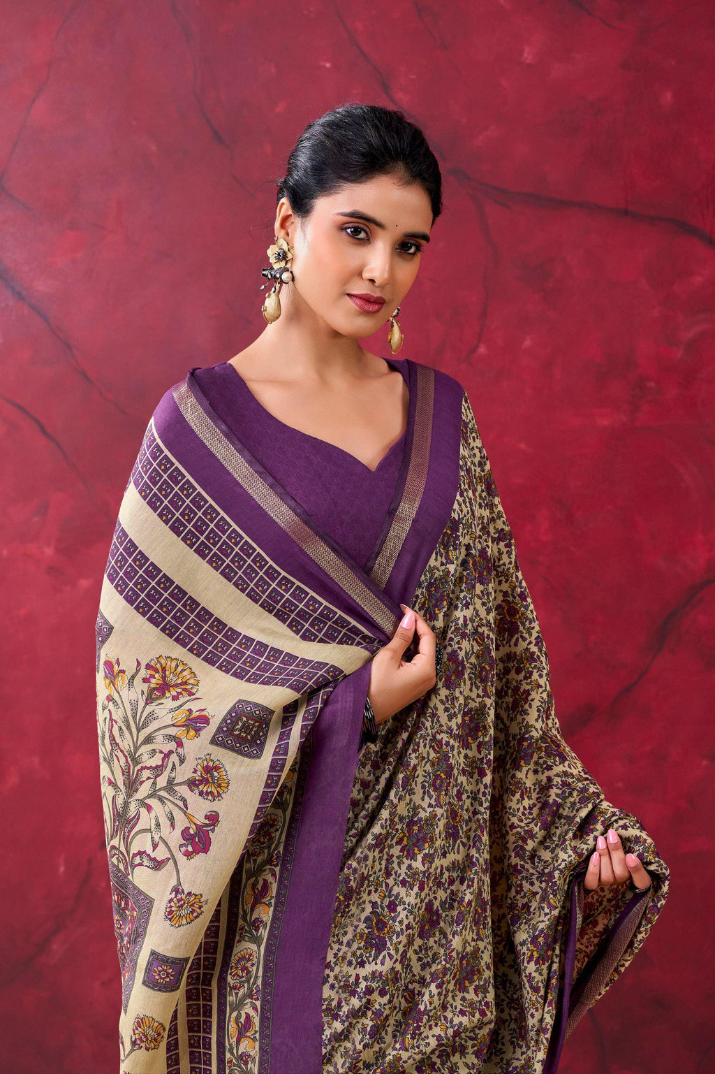 Polyester Viscose Chanderi Saree, Zari Weaving Print, Traditional Indian Party Wear (Unstitched Blouse)