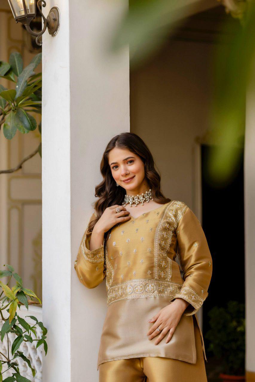 Banarasi Viscose Kurti Set, Heavy Embroidery, Semi Beads Work, Festive Outfit