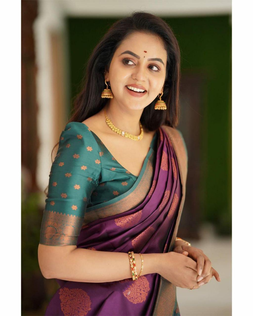 Banarasi Soft Silk Saree, Jacquard Border Blouse, Festive Indian Wedding Wear