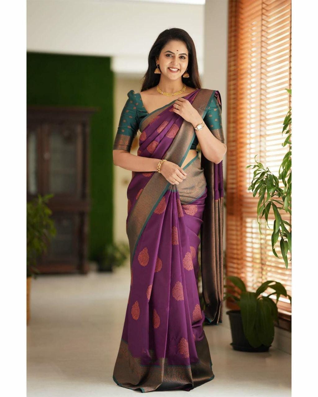 Banarasi Soft Silk Saree, Jacquard Border Blouse, Festive Indian Wedding Wear