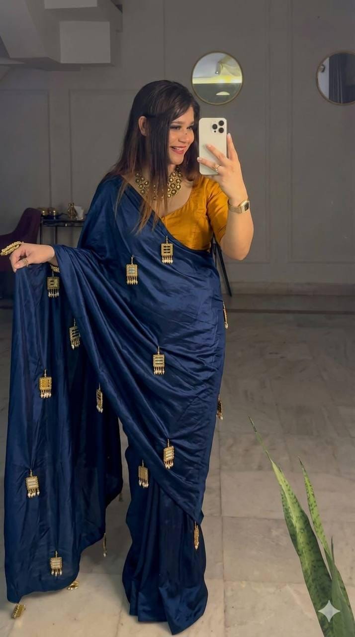 Cream Chinon Saree, Mirror Work, Moti Latkan, Kaudi Details, Contrast Blouse